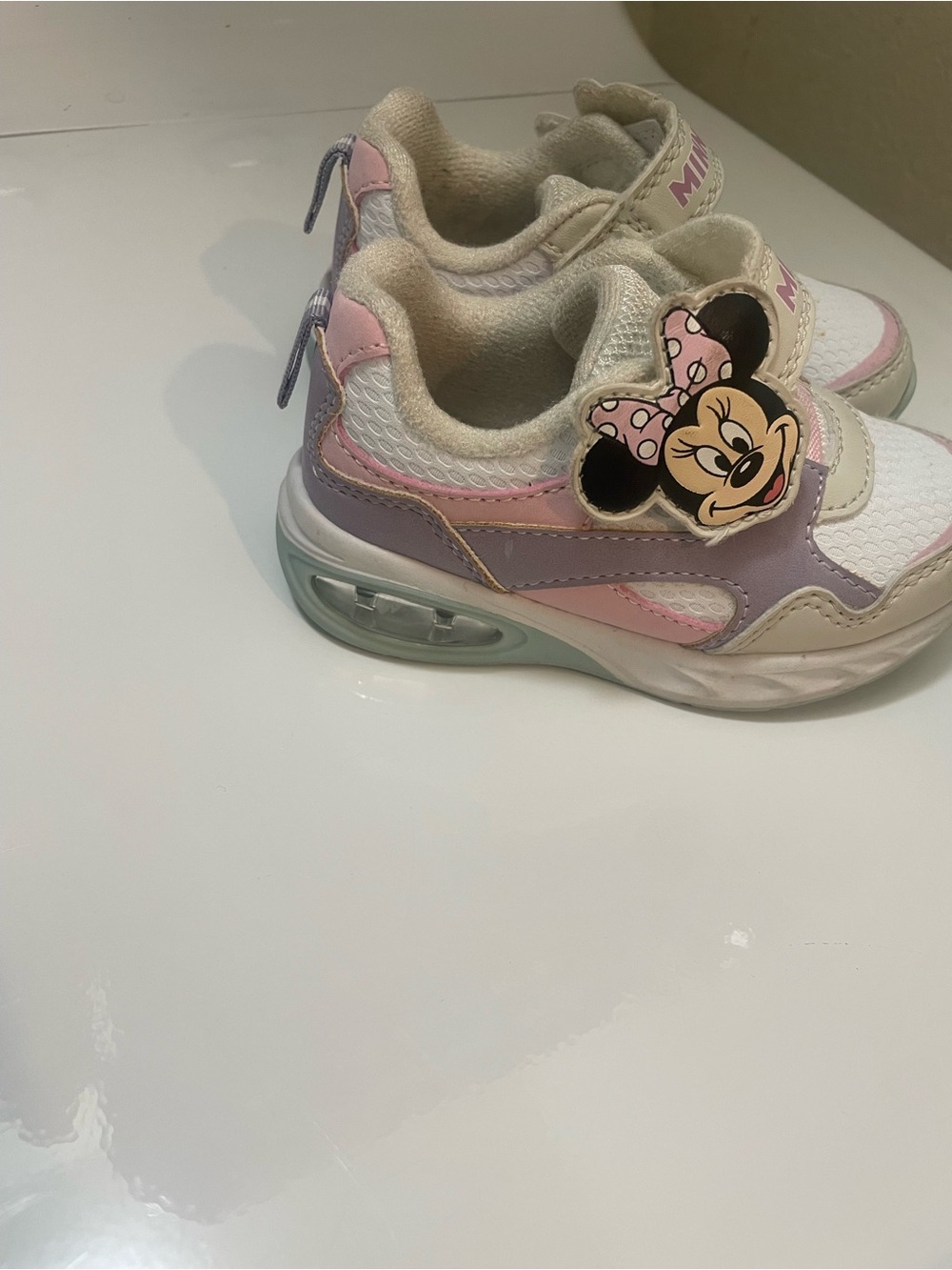 Girls Minnie Mouse Pink & Purple Light-Up Sneakers